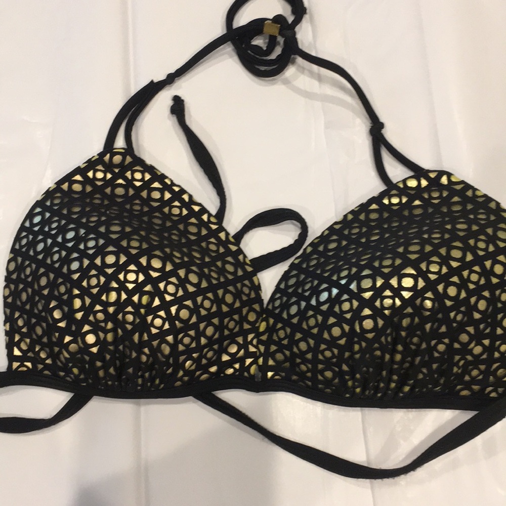 Venus bikini top